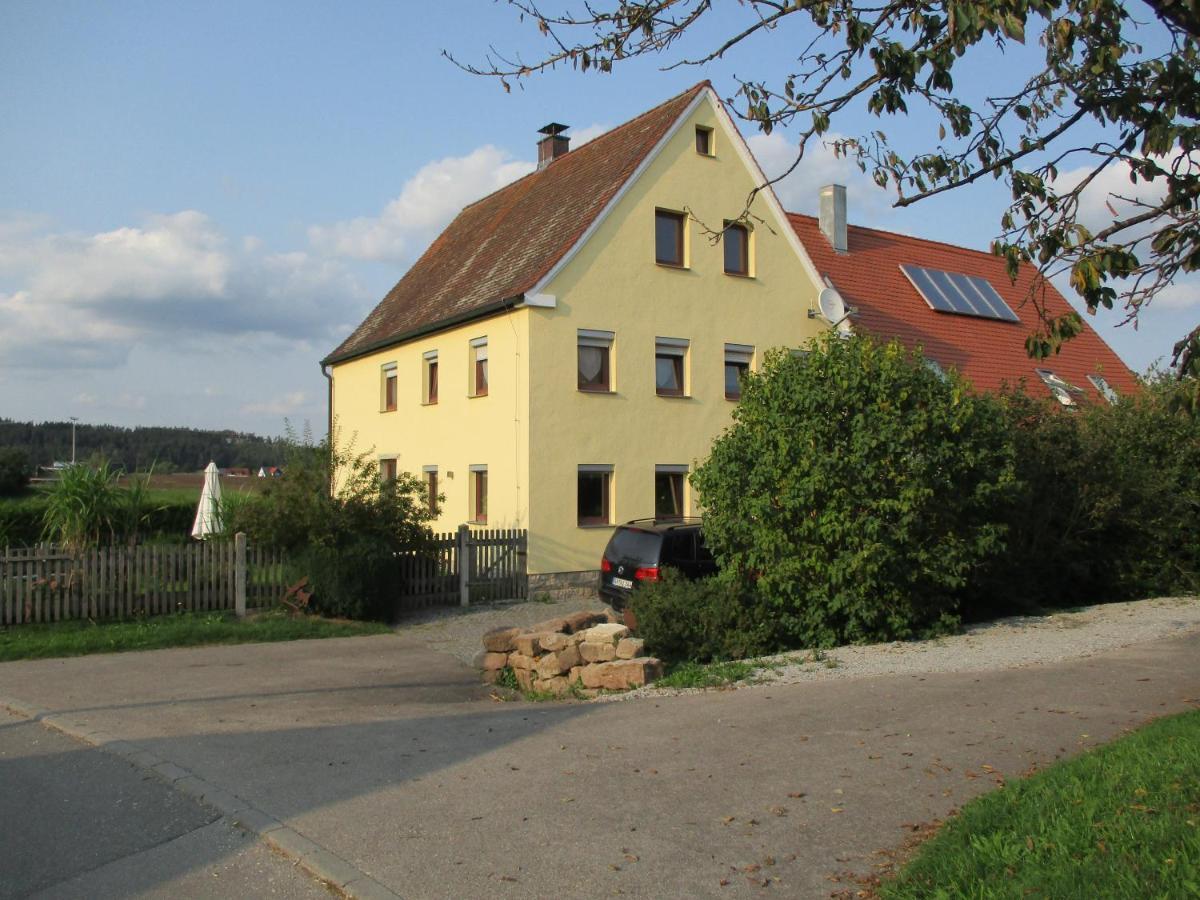 Ferienwohnung Roesch Feuchtwangen Exteriör bild